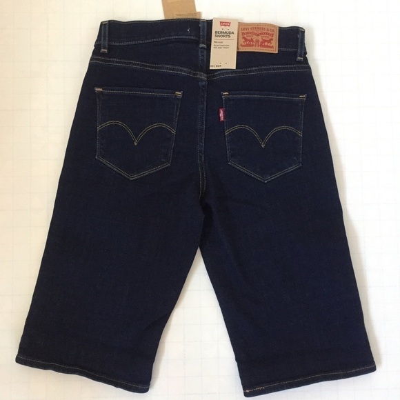 Levi's Mid Rise Denim Bermuda Jean Shorts  0/W25 - Picture 5 of 16